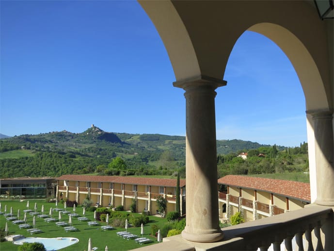 Das Hotel "Adler Thermae in Bagno Vignoni" liegt malerisch eingebettet in der idyllische Landschaft der Toskana.