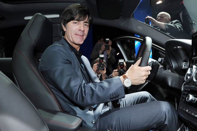 Joachim Löw darf in nächster Zeit nicht am Steuer sitzen.