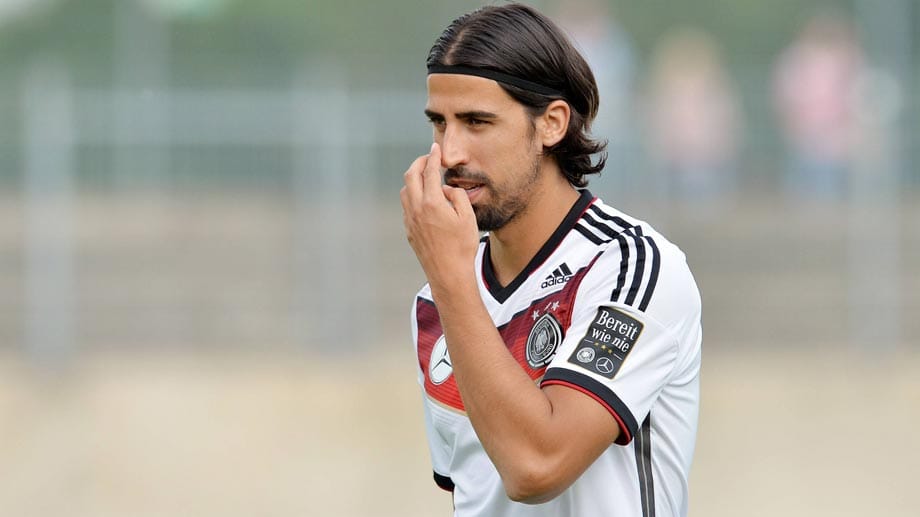 Sami Khedira spricht Defizite bei der Nationalelf im Vergleich zu 2010 an. Sami Khedira spricht Defizite bei der Nationalelf im Vergleich zu 2010 an.