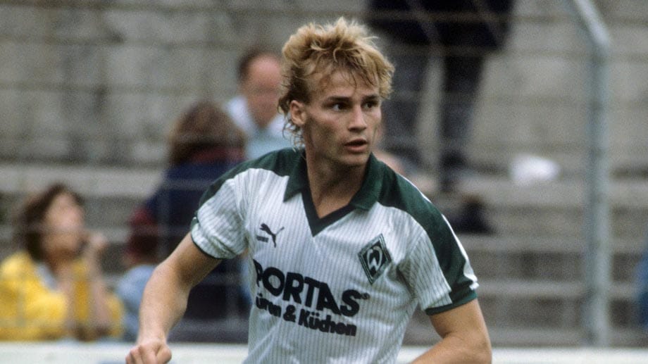 Den Höhepunkt seiner Karriere erlebte Borowka zwischen 1987 und 1996. In dieser Zeit spielte er für Werder Bremen 239 Bundesligaspiele. Er gilt als einer der besten und härtesten Verteidiger seiner Zeit und wurde deshalb auch "Eisenfuß" oder "die Axt" genannt. Mit Werder wurde er 1988 und 1993 Meister und gewann den DFB-Pokal 1991 und 1994. Seine Laufbahn krönte der Titelgewinn im Europapokal der Pokalsieger 1991/92.