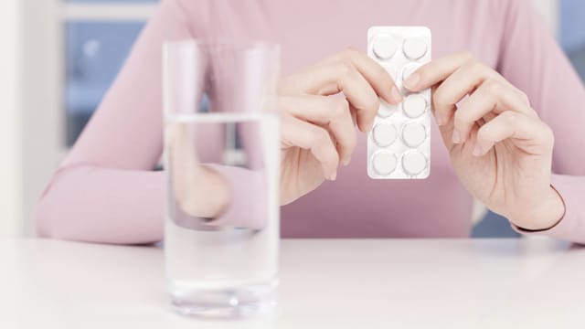 Kopfschmerztabletten sollten Sie nicht zu häufig einnehmen