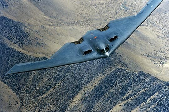 Der B-2-Tarnkappenbomber hat schon 20 Jahre auf dem Buckel