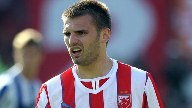 Belgrads Marko Petkovic wird mit seinem Klub in der kommenden Saison nicht an der Champions League teilnehmen. Belgrads Marko Petkovic wird mit seinem Klub in der kommenden Saison nicht an der Champions League teilnehmen.