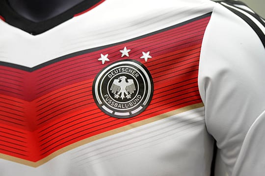 Fan-Artikel mit stolzem Preis: das offizielle DFB-WM-Trikot
