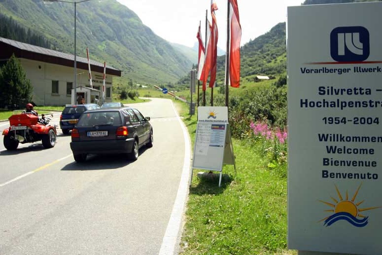 Die Silvretta-Hochalpenstraße öffnete als einer der letzten Alpenpässe wieder