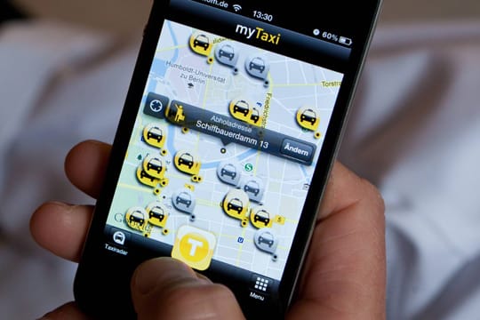 App mytaxi auf dem Smartphone