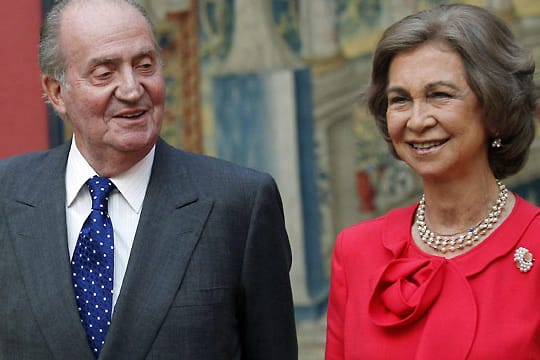 Juan Carlos und Sofia bleibe trotz Thronwechsels König und Königin.
