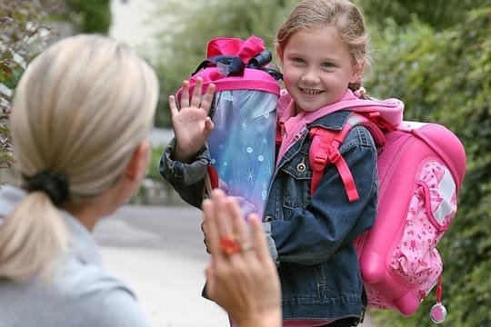 Schulstart: Eltern sollten der Einschulung ihres Kindes gelassen entgegensehen.