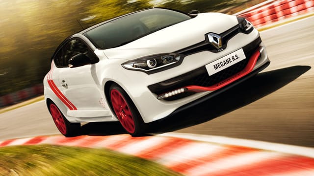 Der gewichtsoptimierte Mégane R.S Trophy-R holt für Renault den Rundenrekord zurück.
