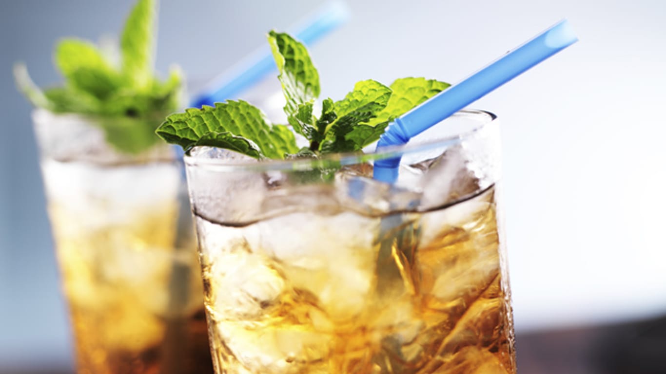 Ein Cocktail mit Ingwer ist eine erfrischende Abwechslung für den Sommer