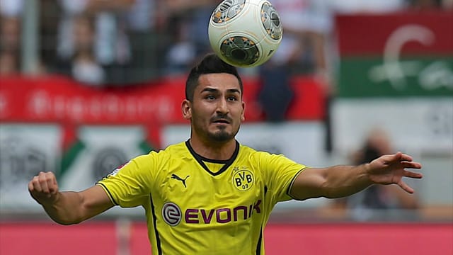 BVB-Star Ilkay Gündogan bei seinem vorerst letzten Bundesliga-Einsatz im August gegen den FC Augsburg. BVB-Star Ilkay Gündogan bei seinem vorerst letzten Bundesliga-Einsatz im August gegen den FC Augsburg.