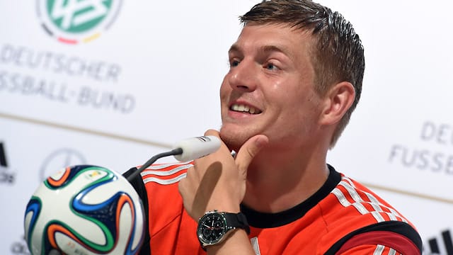Toni Kroos während der DFB-Pressekonferenz.