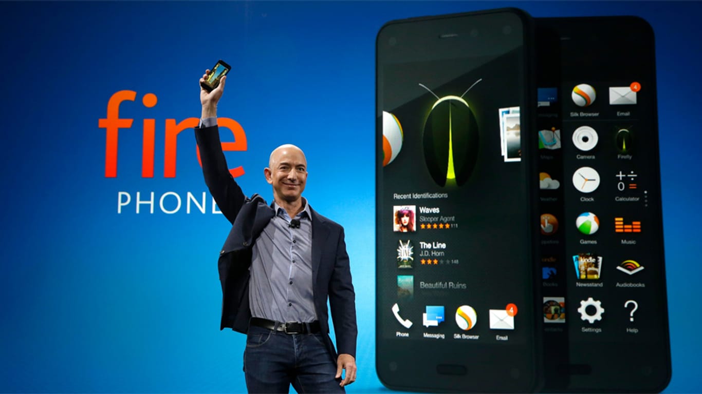 Amazon-Chef Jeff Bezos präsentiert das Fire Phone.