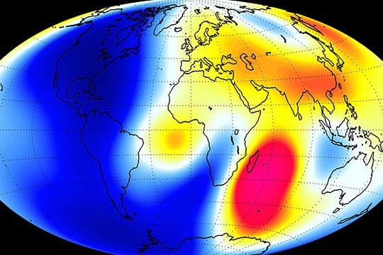 Dynamisches System: Vor allem über Amerika und Teilen des Südatlantiks hat sich das Magnetfeld der Erde abgeschwächt, über dem Indischen Ozean hat es an Kraft gewonnen