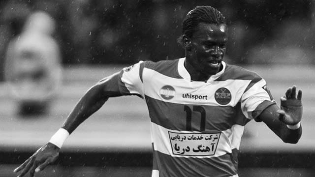 Ibrahim Toure während eines Spiels der afrikanischen Champions League 2009. Ibrahim Toure während eines Spiels der afrikanischen Champions League 2009.