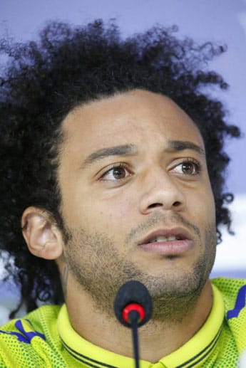 Marcelo ist Verteidiger in der brasilianischen Mannschaft - und bei dieser Haarpracht ein toller Hingucker auf dem Fußballfeld.