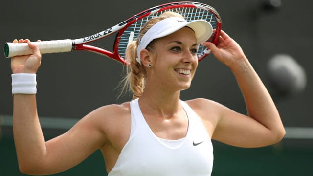 Sabine Lisicki hat beim Grand-Slam-Turnier in Wimbledon das Achtelfinale erreicht. Sabine Lisicki hat beim Grand-Slam-Turnier in Wimbledon das Achtelfinale erreicht.