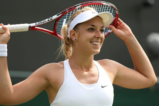 Sabine Lisicki hat beim Grand-Slam-Turnier in Wimbledon das Achtelfinale erreicht.