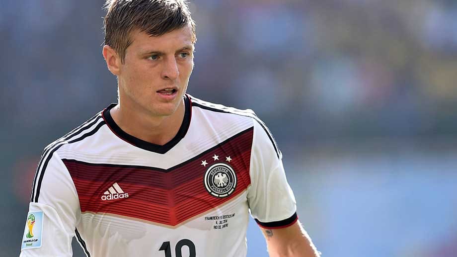 Hat Fußball-Legende Johan Cruyff überzeugt: Deutschlands Mittelfeldspieler Toni Kroos.