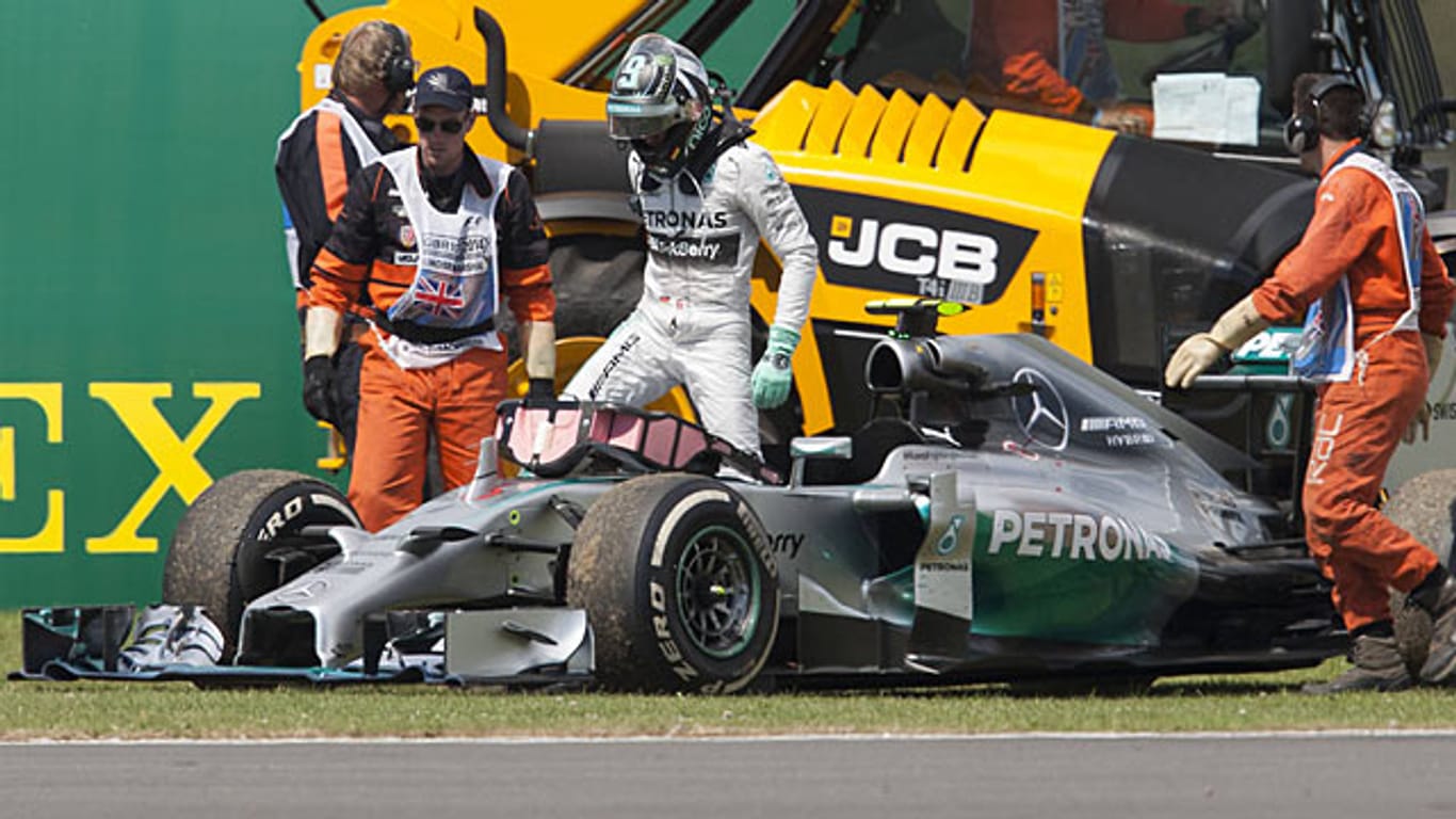 Ende einer Dienstfahrt: Nico Rosberg musste sein Auto in Silverstone mit Getriebeproblemen vorzeitig abstellen.