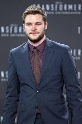 Jack Reynor zählt ebenfalls wie seine Mitstreiter zu den großen Nachwuchshoffnungen der Talentschmiede Hollywood. In der Komödie "Der Lieferheld - Unverhofft kommt oft" sah man ihn neben Cobie Smulders und Vince Vaughn. Seinen nächsten großen Auftritt hat Reynor in "Transformers: Ära des Untergangs", der am 17. Juli in die deutschen Kinos kommt.