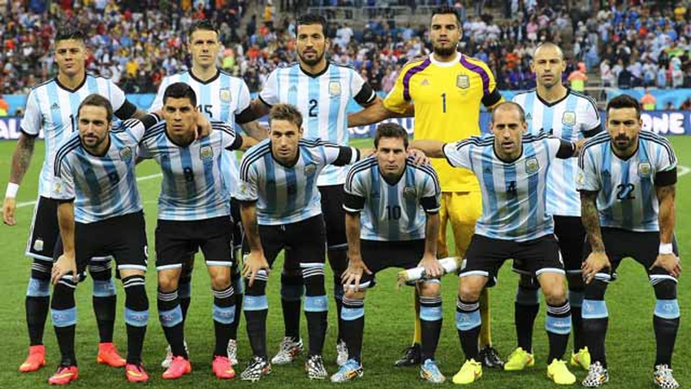 Die argentinische Nationalmannschaft vor der Halbfinal-Partie gegen die Niederlande.