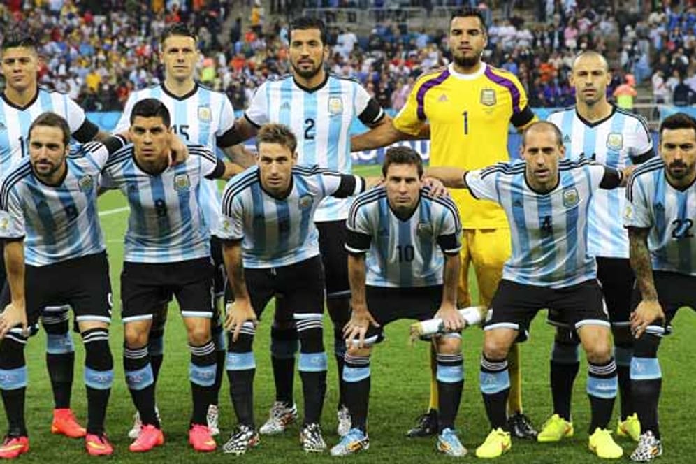 Die argentinische Nationalmannschaft vor der Halbfinal-Partie gegen die Niederlande.