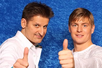 Dicke Freunde: Nationalspieler Toni Kroos (re.) und "PUR"-Frontmann Hartmut Engler.