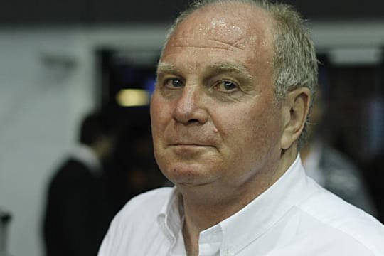Uli Hoeneß soll wegen einer Untersuchung am Herzen in eine Klinik am Starnberger See verlegt worden sein.