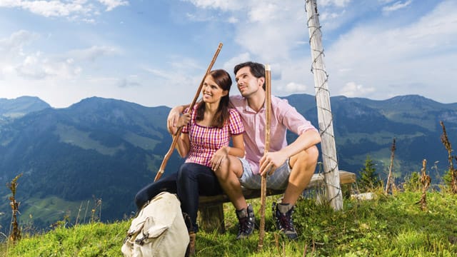 Alternativ zur Tracht eignen sich auch Karoblusen und Hemden in allen Varianten.