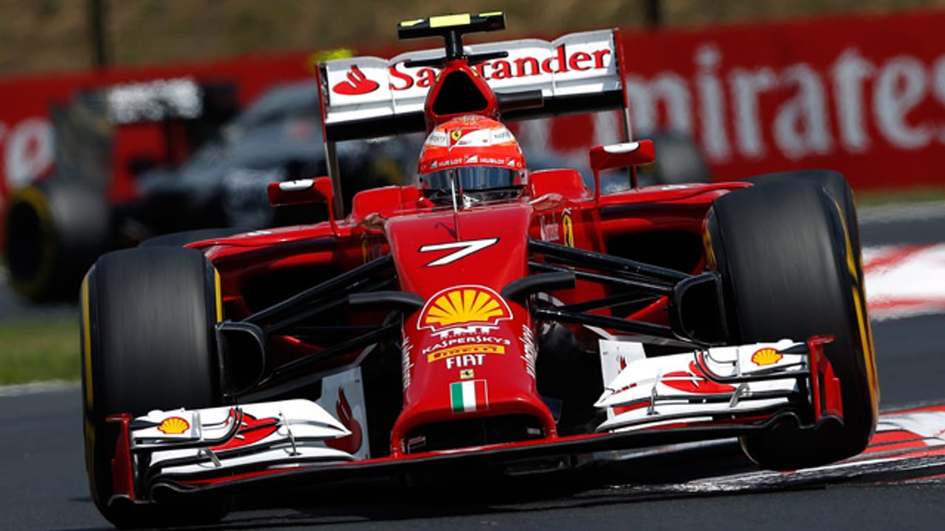 Kimi Räikkönen und Ferrari befinden sich in gehöriger Schieflage.