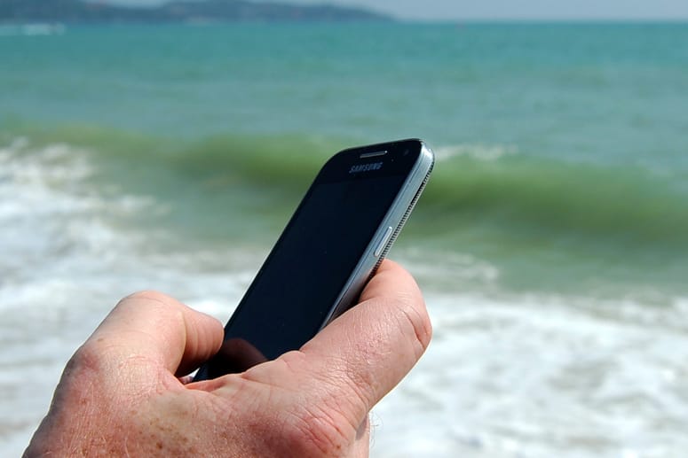 Was tun, wenn das Smartphone baden geht?