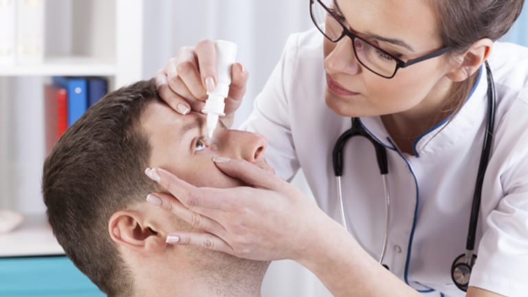Ein erhöhter Augeninnendruck lässt sich meistens mit Glaukom-Augentropfen gut behandeln
