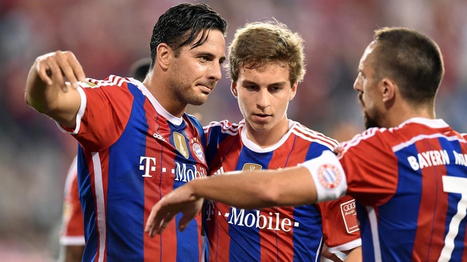 Gianluca Gaudino (Mitte) in bester Gesellschaft neben Claudio Pizarro (links) und Franck Ribéry. Gianluca Gaudino (Mitte) in bester Gesellschaft neben Claudio Pizarro (links) und Franck Ribéry.