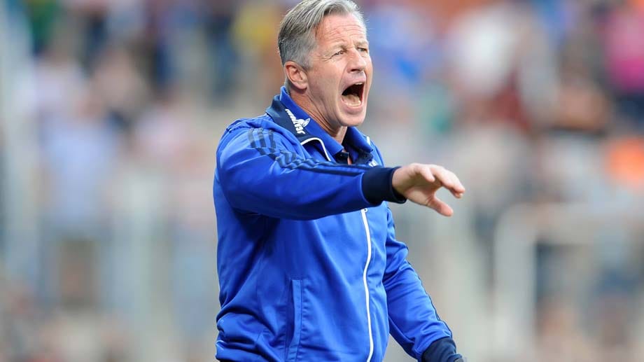Schalkes Trainer Jens Keller hat derzeit jede Menge Verletzte zu beklagen. Schalkes Trainer Jens Keller hat derzeit jede Menge Verletzte zu beklagen.
