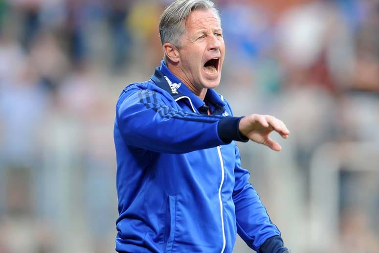 Schalkes Trainer Jens Keller hat derzeit jede Menge Verletzte zu beklagen.