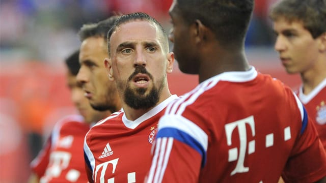 Franck Ribéry konnte bisher eine problemlose Vorbereitung absolvieren. Nun bereitet das Knie Probleme.