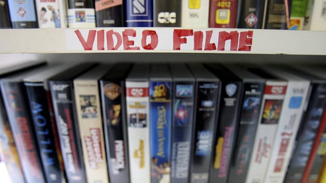 Mit der Capture-Software können Sie VHS-Kassetten auf PC überspielen.