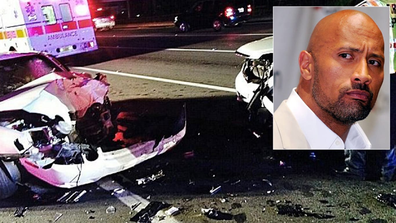 Dwayne Johnson postete auf Facebook das Foto der beiden Unfallwagen.