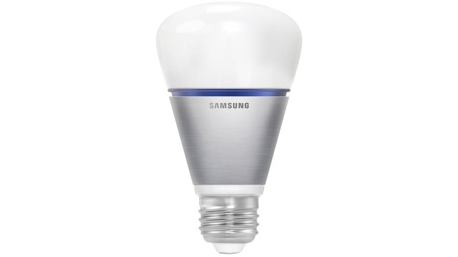 Man sieht es ihr nicht unbedingt an. Aber in dieser Smart Bulb von Samsung steckt neben LEDs auch ein WLAN-Modul.
