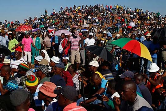 Während die Zahl der Europäer zunehmend sinkt, wird die afrikanische Bevölkerung bis 2100 auf gut vier Milliarden ansteigen.