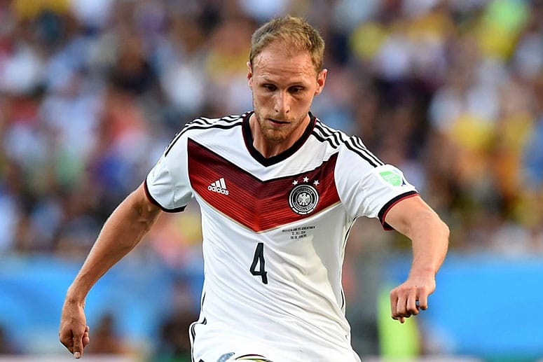 Der Haarausfall von Fußballer Benedikt Höwedes war während der WM 2014 deutlich sichtbar.