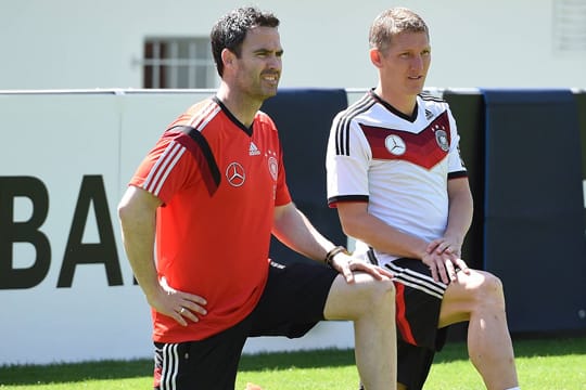 Shad Forsythe half mit dabei, Bastian Schweinsteiger für die WM fit zu bekommen.