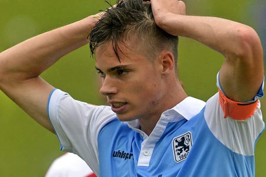 Kapitän für zwei Spiele. Julian Weigl muss die Kapitänsbinde an Christopher Schindler weitergeben.