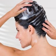 Tipp: Waschen Sie Ihre Haare nicht täglich! Drei Mal die Woche genügt