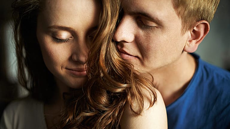 Pheromone bestimmen, wen wir gut riechen können.