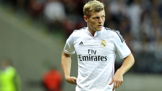 Feierte im Supercup-Spiel gegen den FC Sevilla einen Traumeinstand bei Real Madrid: Toni Kroos. Feierte im Supercup-Spiel gegen den FC Sevilla einen Traumeinstand bei Real Madrid: Toni Kroos.