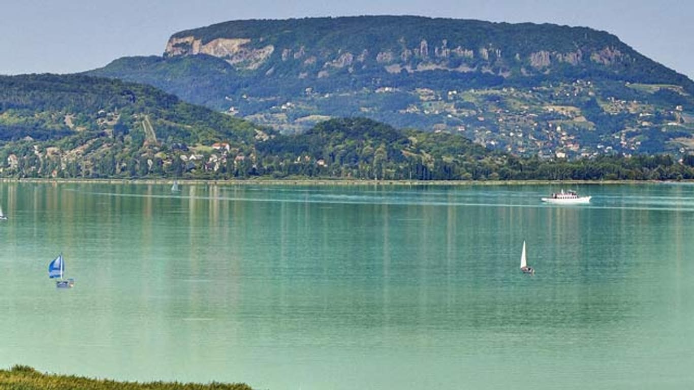 Plattensee-Panorama: Der Balaton gehört zu den eindrucksvollsten Landschaften Ungarns.