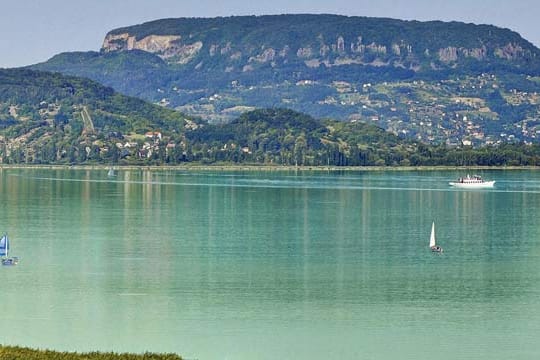 Plattensee-Panorama: Der Balaton gehört zu den eindrucksvollsten Landschaften Ungarns.