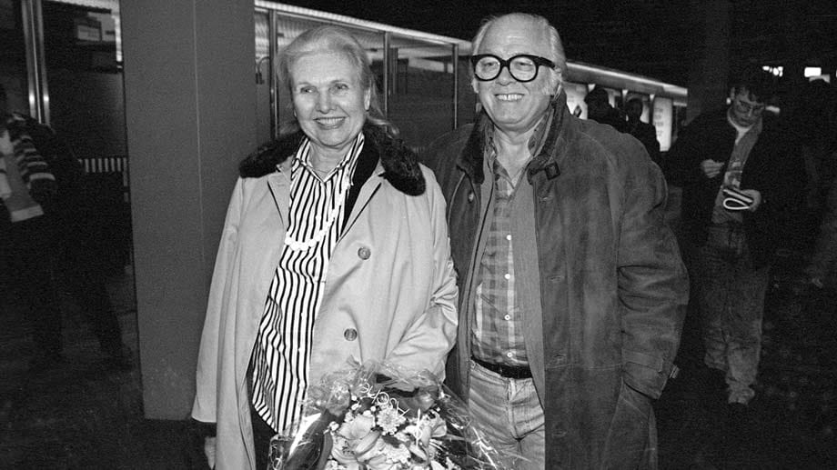 Attenborough war seit 1945 mit der Schauspielerin Sheila Sim verheiratet. Er lebte zuletzt zusammen mit ihr in einem Altersheim. Das Paar hatte drei Kinder, darunter den Theaterdirektor Michael Attenborough. Attenboroughs Tochter und seine 14 Jahre alte Enkelin starben im asiatischen Tsunami von 2004.